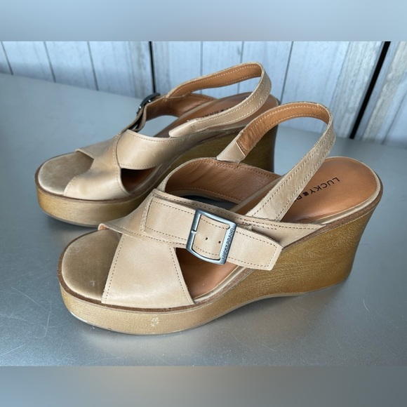 Lucky Brand Sandals Womens 8M Slingback Brown Tan Leather Wedge Casual Open - Picture 1 of 6